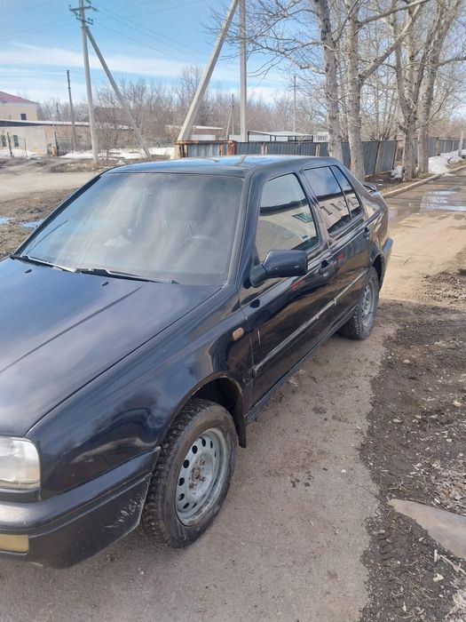 Продам машину  Volkswagen