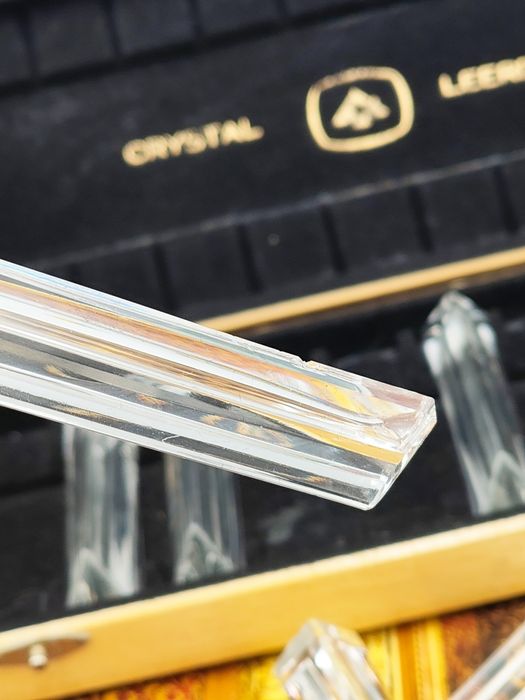 Crystal Leerdam, Антикварни фасетирани , кристални поставки за ножове