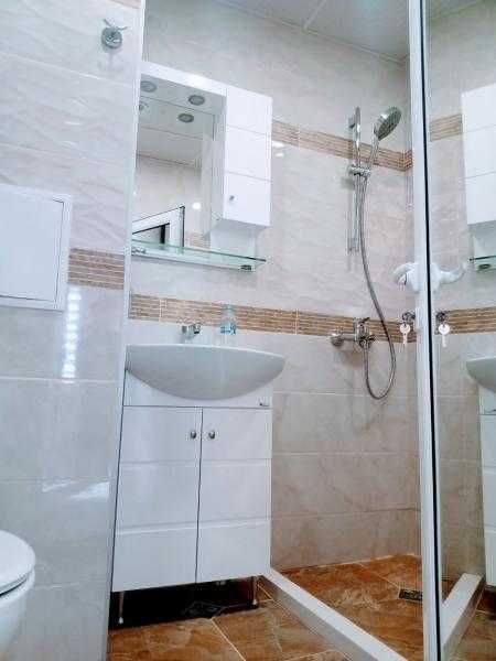 Дава се под наем Двустаен апартамент в Бургас, Славейков - 65 кв.м за 448.8 € - Снимка #10