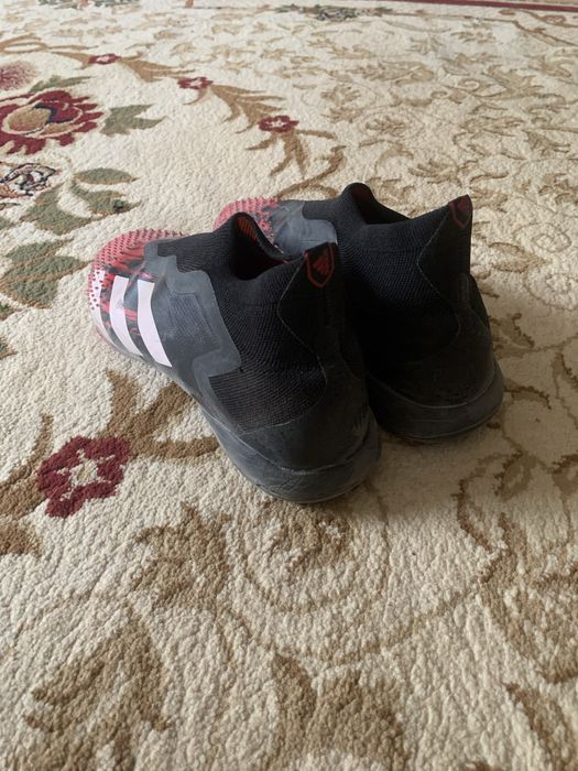 Adidas Predator сороконожки