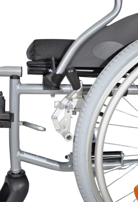 Механическая инвалидная коляска Gold 300