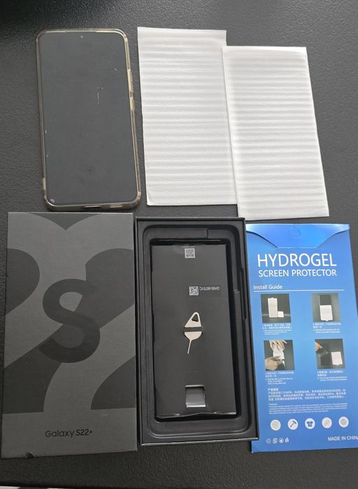 Samsung Galaxy S22 +   / Galaxy Watch 5 pro