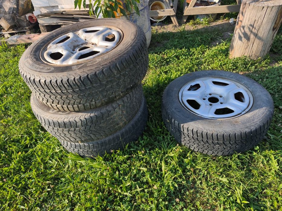4 jante tabla Duster cu anvelope m+s