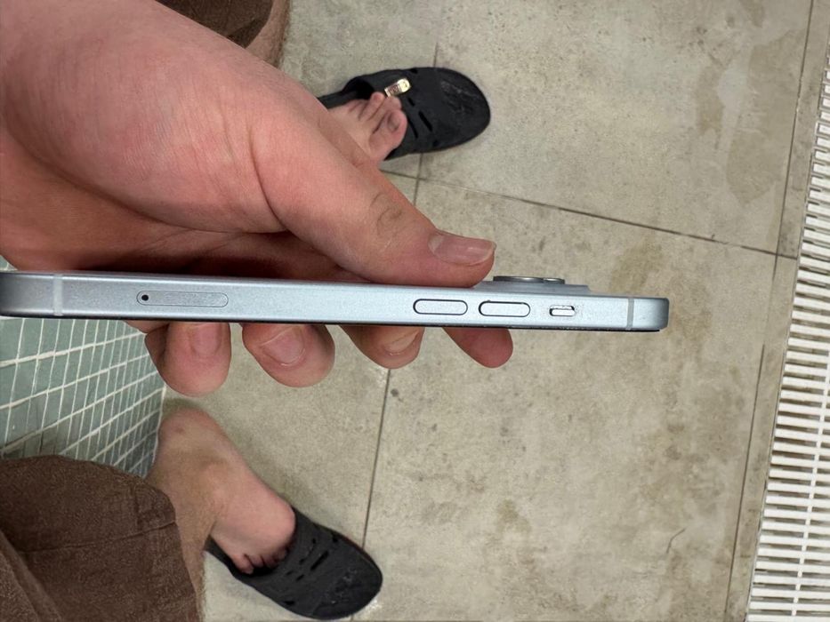 Продам айфон 15 в хорошем состоянии