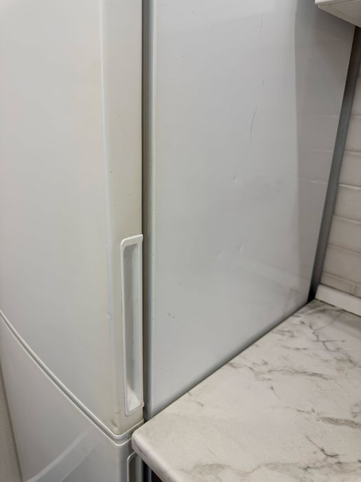 Холодильник LG (бу)