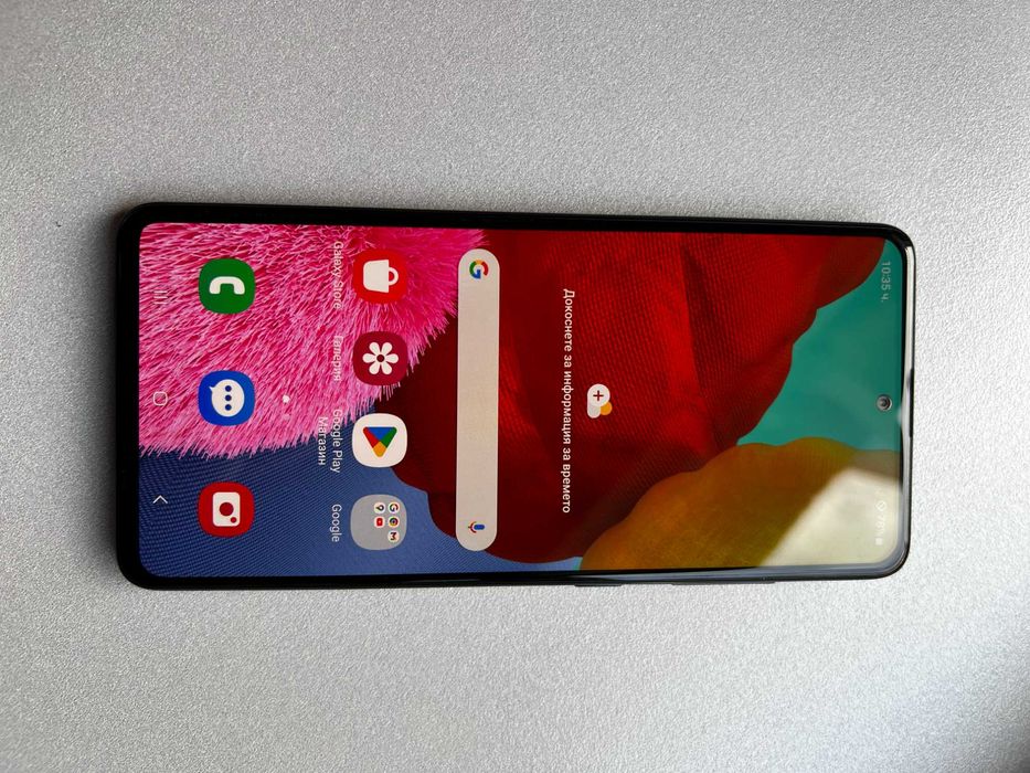 A51  Отличен - без ремонти ,батерията без износване.