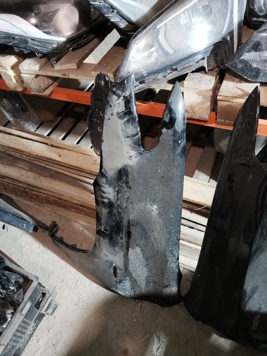 Крыло на хайлендер Toyota highlander