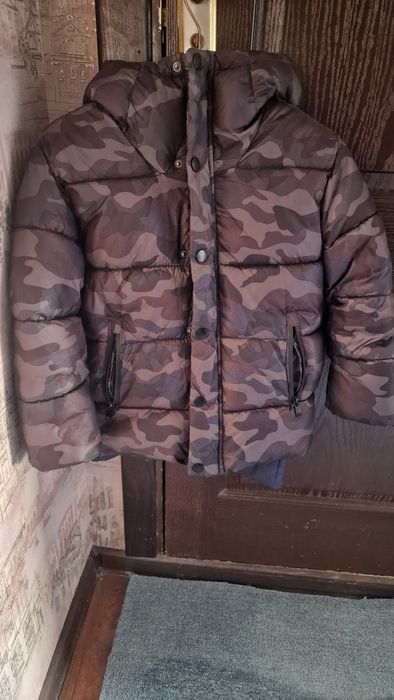 Куртка детская,зимняя очень тёплая и удобная