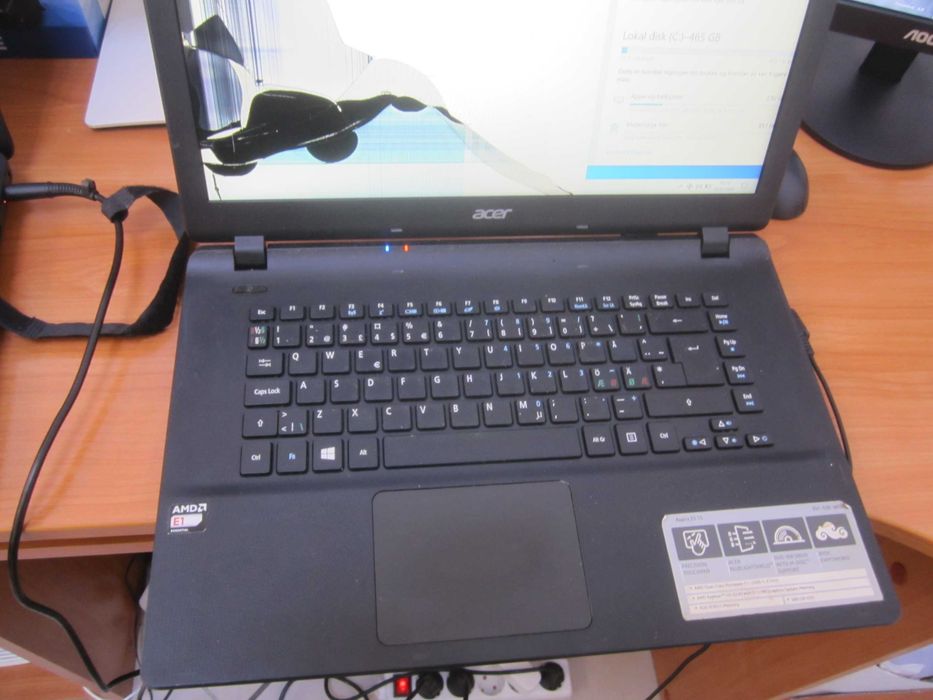 Acer Aspire ES15 ES1-520-365Z 4GB Ram 500GB HDD