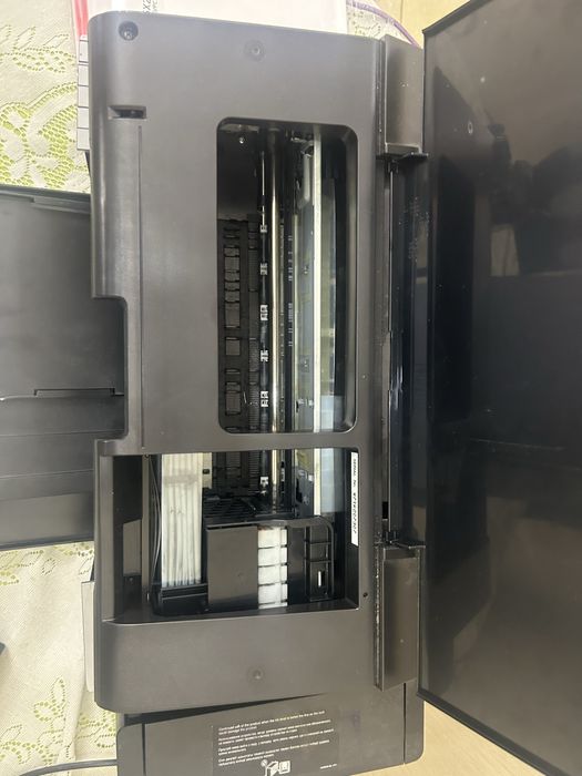 цветной принтер Epson l805