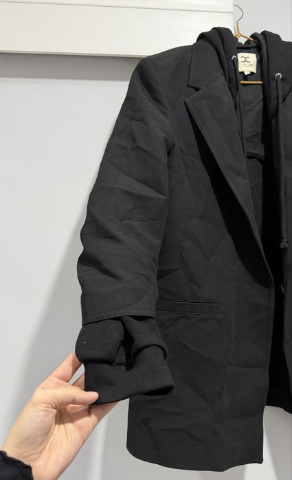 Пиджак обманка с капюшоном