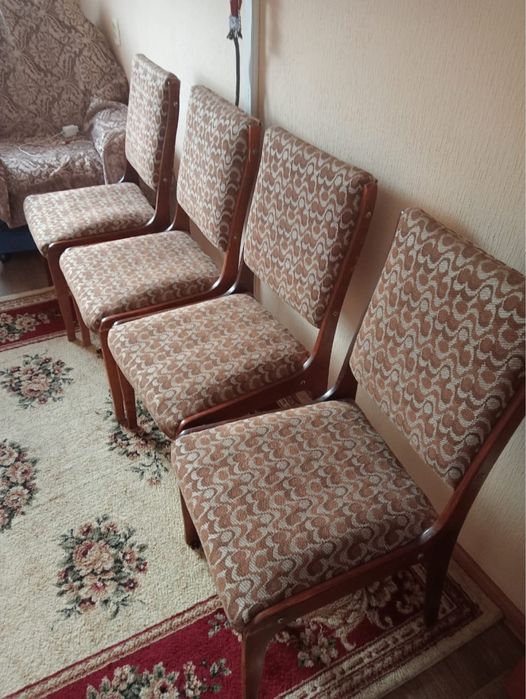 Отдам даром стулья