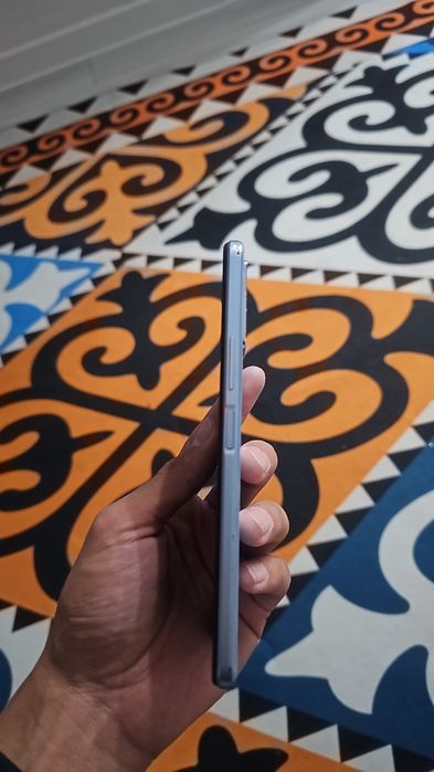 Vivo Y33s телефон