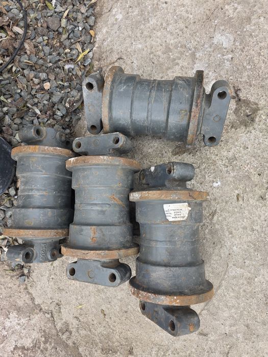 Rola inferioara Șenila JF173K1E