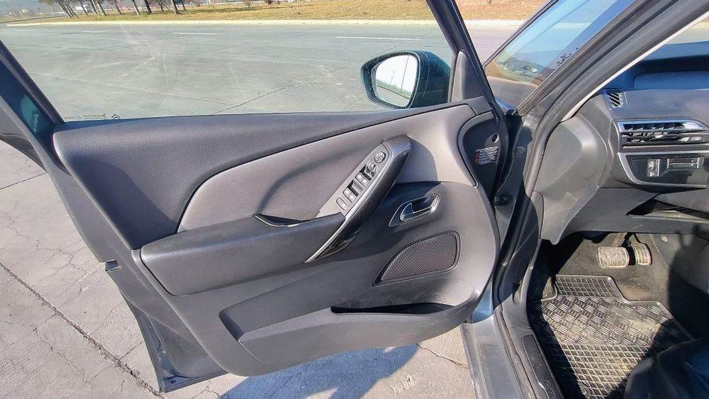 Vând Citroen C4 Picasso 2,0 HDI BlueTec Diesel, 2014