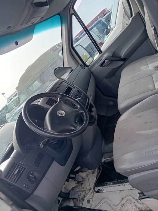 Фолксваген Крафтер  / Vw Crafter 2.0 БИ ТУРБО / 2.5 ТДИ НА ЧАСТИ