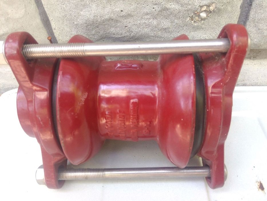 Универсално жибо Waga- присъединителна муфа , фитинг 46-70 мм.