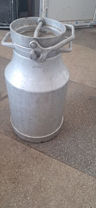 Cazan inox alimentar 200 litri și bidon lapte aluminiu 25 litri