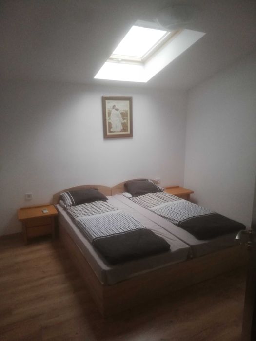 Къща за гости Делфини  стаи апартаменти цялата под наем за празненства