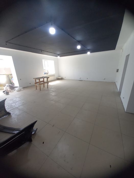 Продам 3 комн.квартиру 210 кв