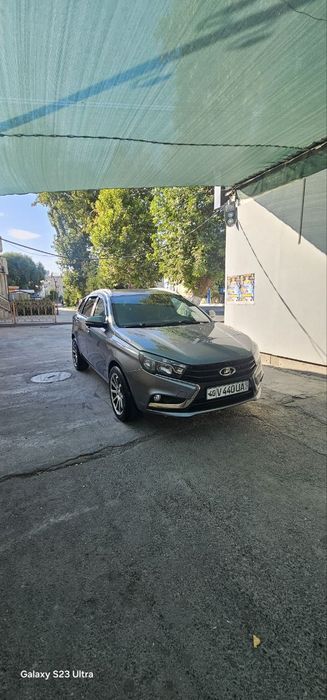 Лада веста св 2018г