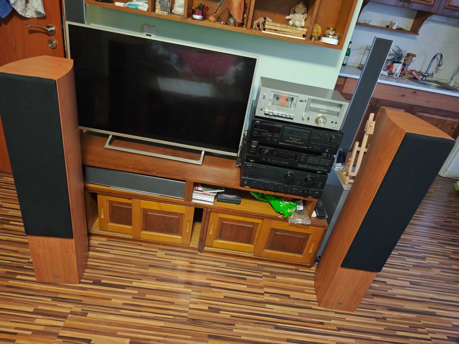 Висок клас домашно кино SONY DAV LF1H (пълен комплект)