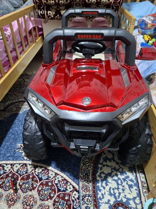 Bolalar pultli moshinasi