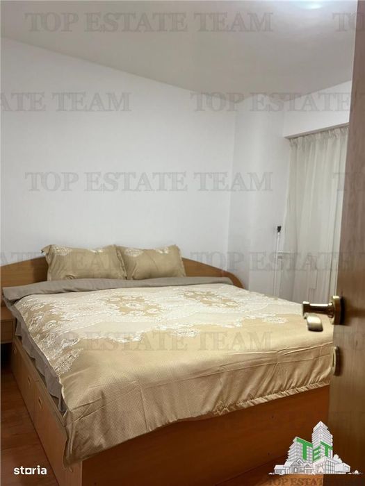 Pret redus! Vanzare urgenta apartament cu 3 camere bloc din anul 2000