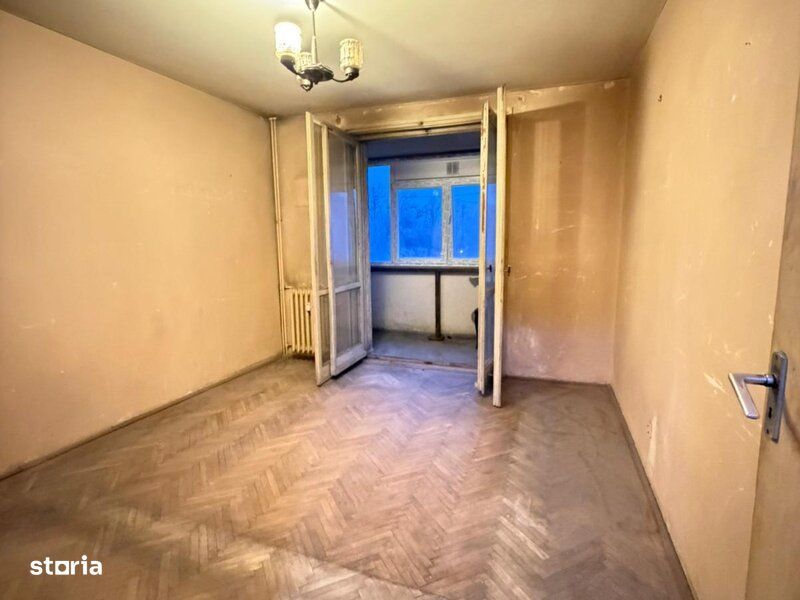 Apartament 3 camere cu balcon în Titan, 64mp