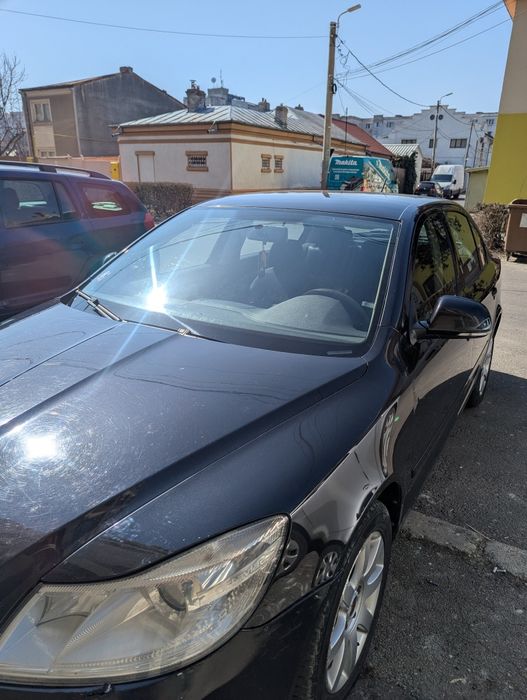 Vând sau schimb Skoda Octavia 2,2011 2300 euro preț fix