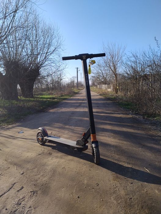 Vând trotineta kugo kirin s 1 pro