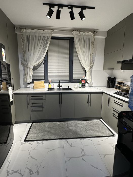 Просторная квартира 200 кв.м. в БАНКОВСКОМ ДОМЕ рядом с Туринским унив