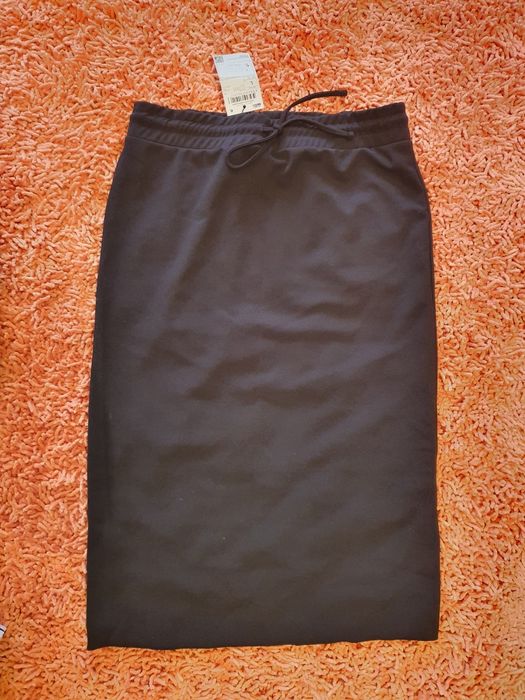 Fusta noua sport cu talie inalta si snur in talie