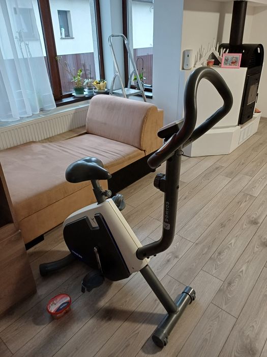 Vând bicicleta fitness