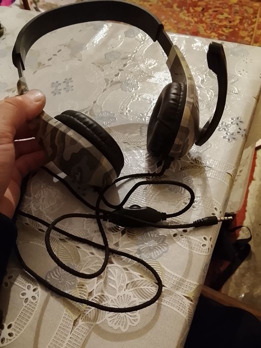 Игровые наушники