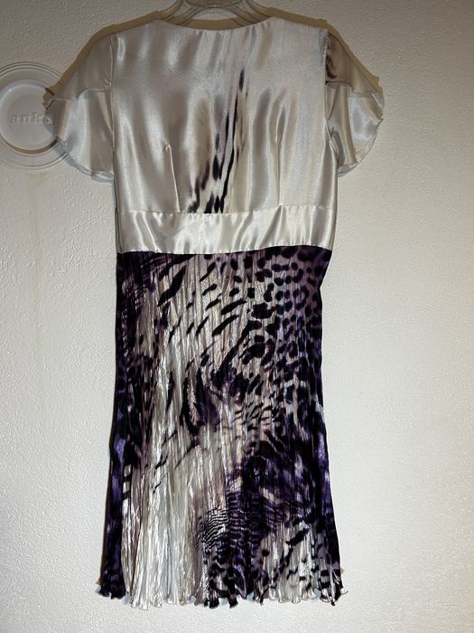 Rochie nou cu eticheta