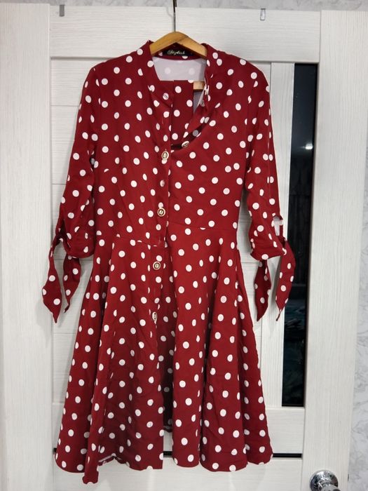 Платья          .