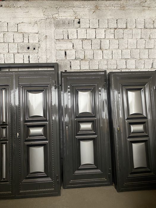 Темир ешиклар, входные двери