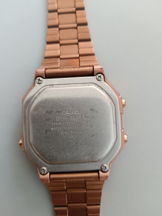 Vând ceas casio b650w