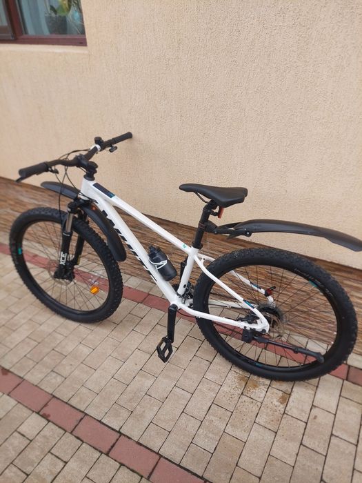 Bicicletă GIANT și WHITE bărbătească/ damă  roți 29