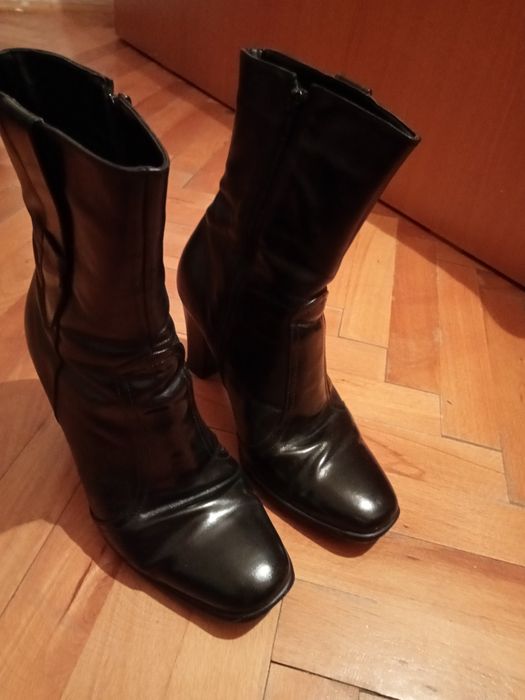 Cizme de piele cu toc