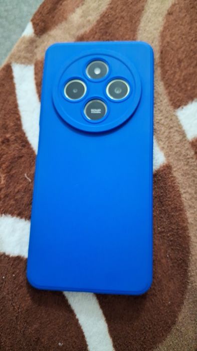 Telefonul este forte bun este 10 din 10