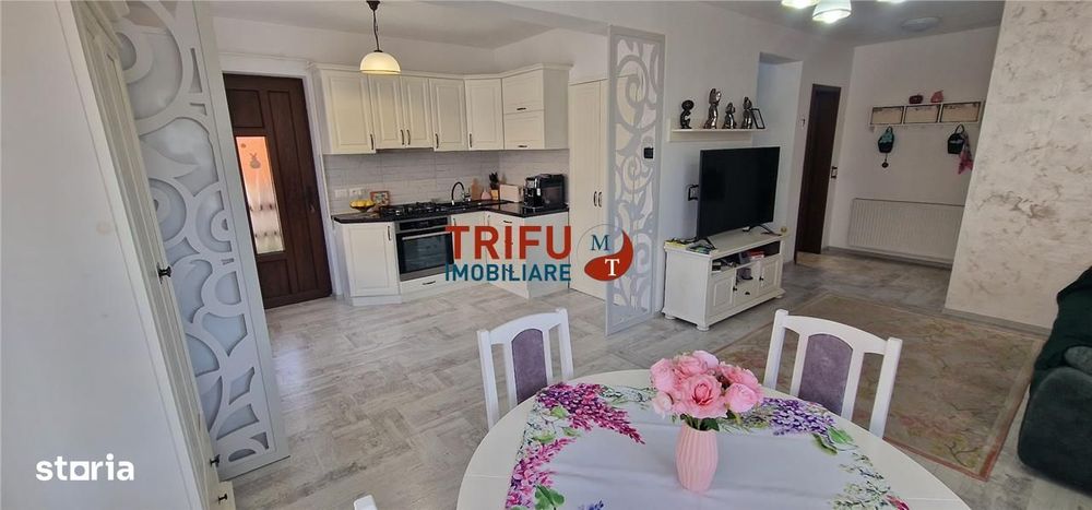 Casa tip Duplex de vanzare in Cetate