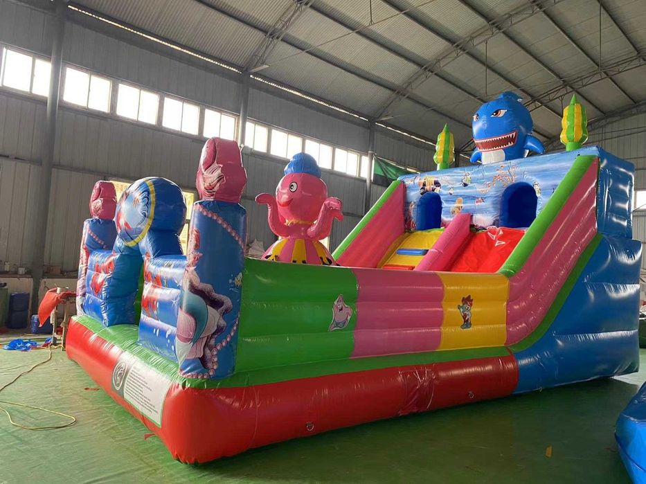 Батут с горкой 4х7 в наличии