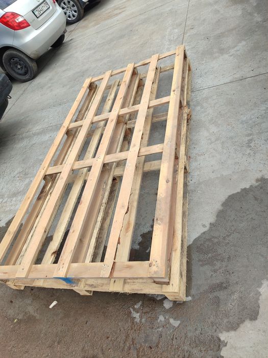 Продам палеты по 800