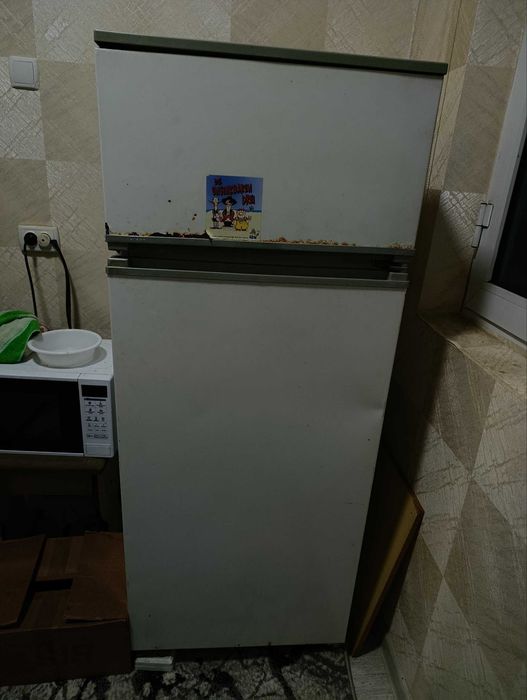 холодильник рабочий