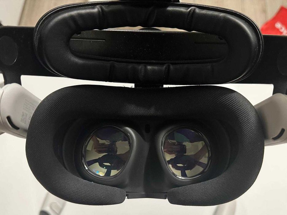 Ochelari VR Meta Quest 3 512GB + Kiwi Design H4 Boost Halo Elite Strap cu Baterie