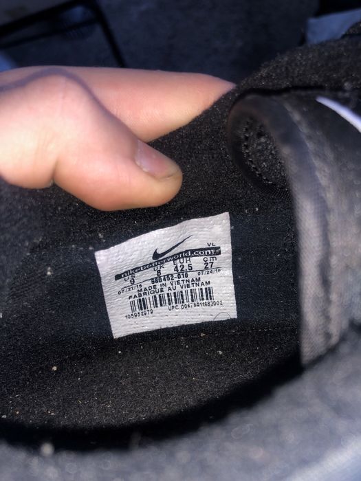 Nike Маратонки нови и оригинални 42,5