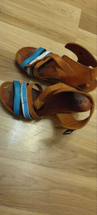 Летни сандали марка ART