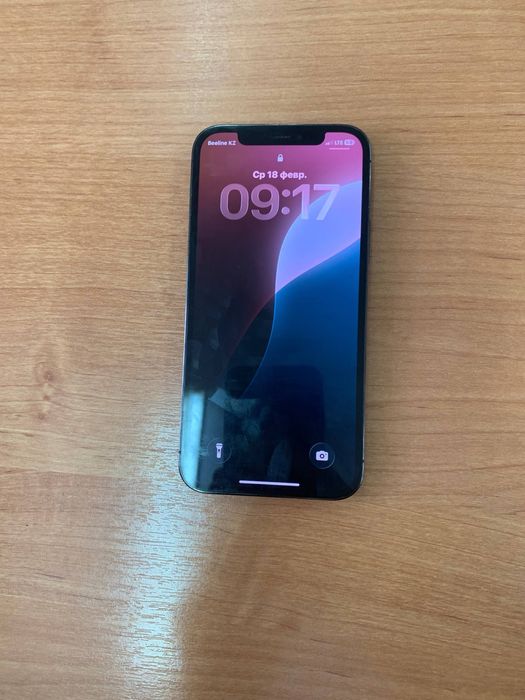 Продам айфон 12 про